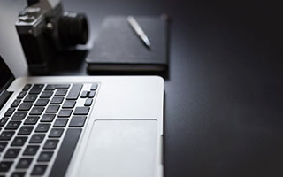 国家卫健委主任雷海潮：今年将发放育儿补贴，有关操作方案正在起草|界面新闻 · 快讯